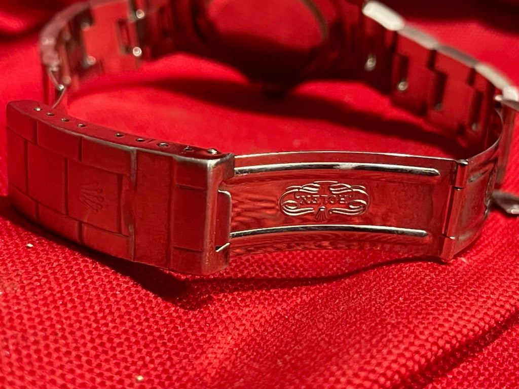 Preowned Rolex 16610 Submariner Date Good Condition Automatic Black Dial 40mm Watch with NEW BOX