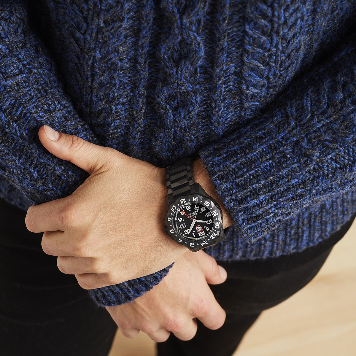 Luminox 6422 Mens F-117 Nighthawk 45mm Stainless Steel Watch